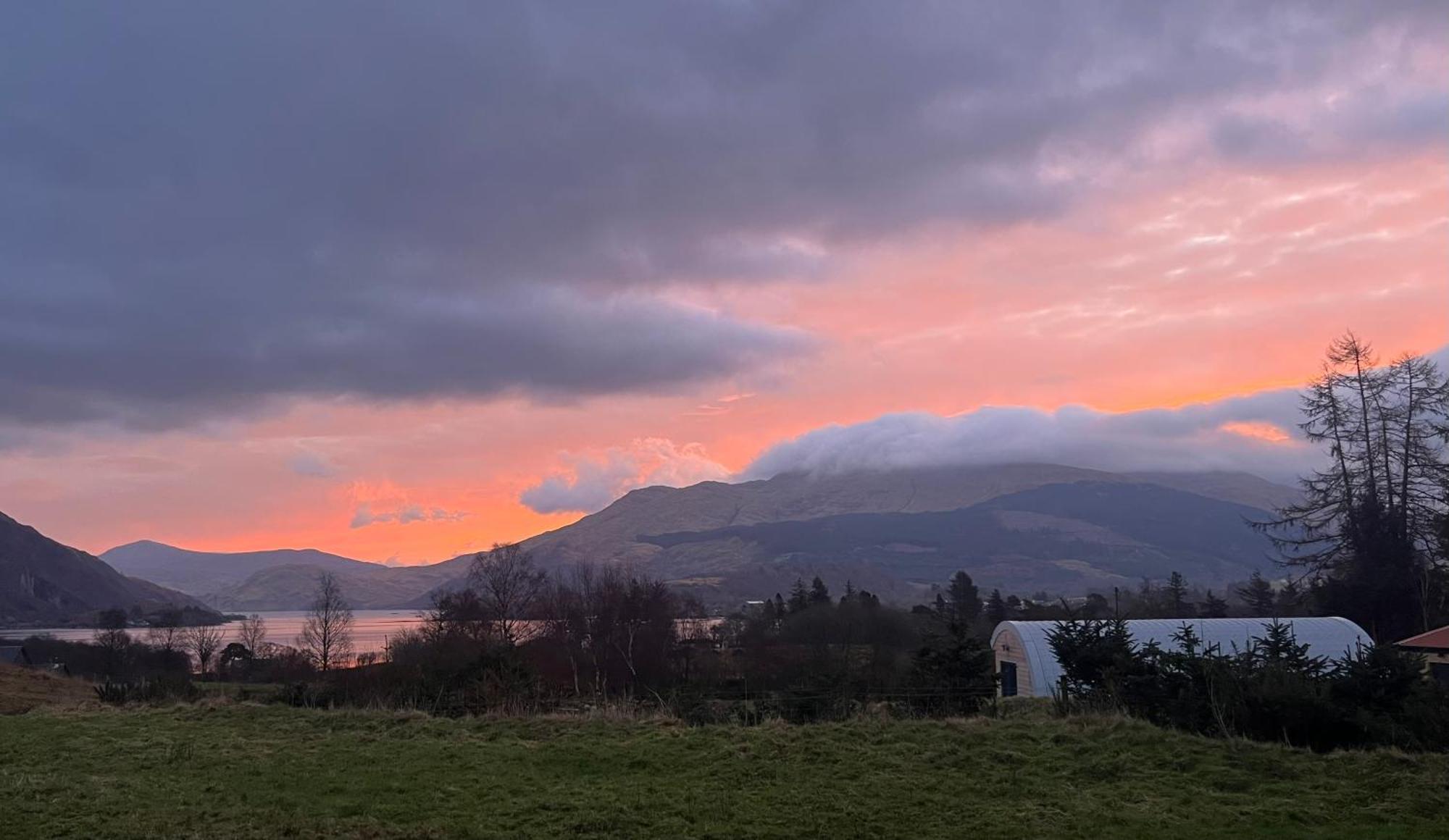 Ceo Mara Croft B&B & 2 Luxury Cabins Taynuilt Exterior photo